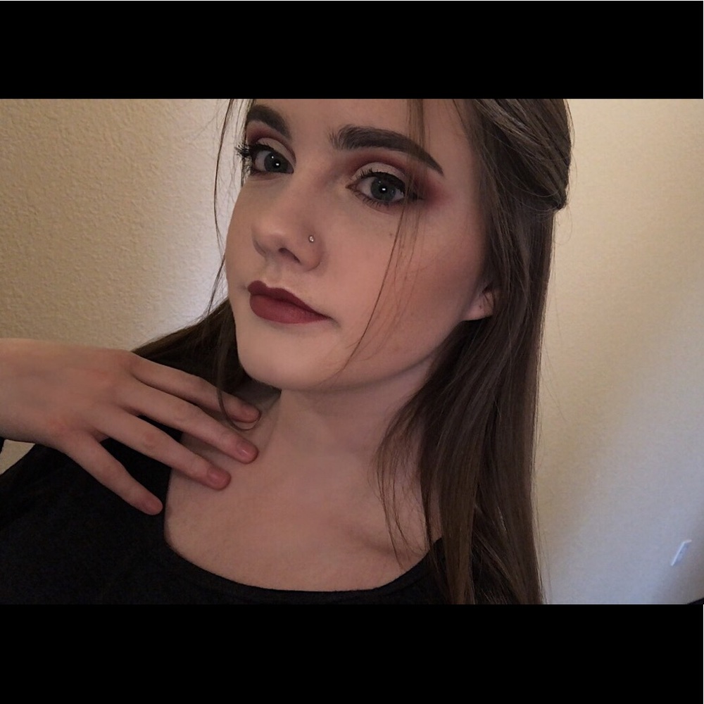 Meet your Posher, Kylee